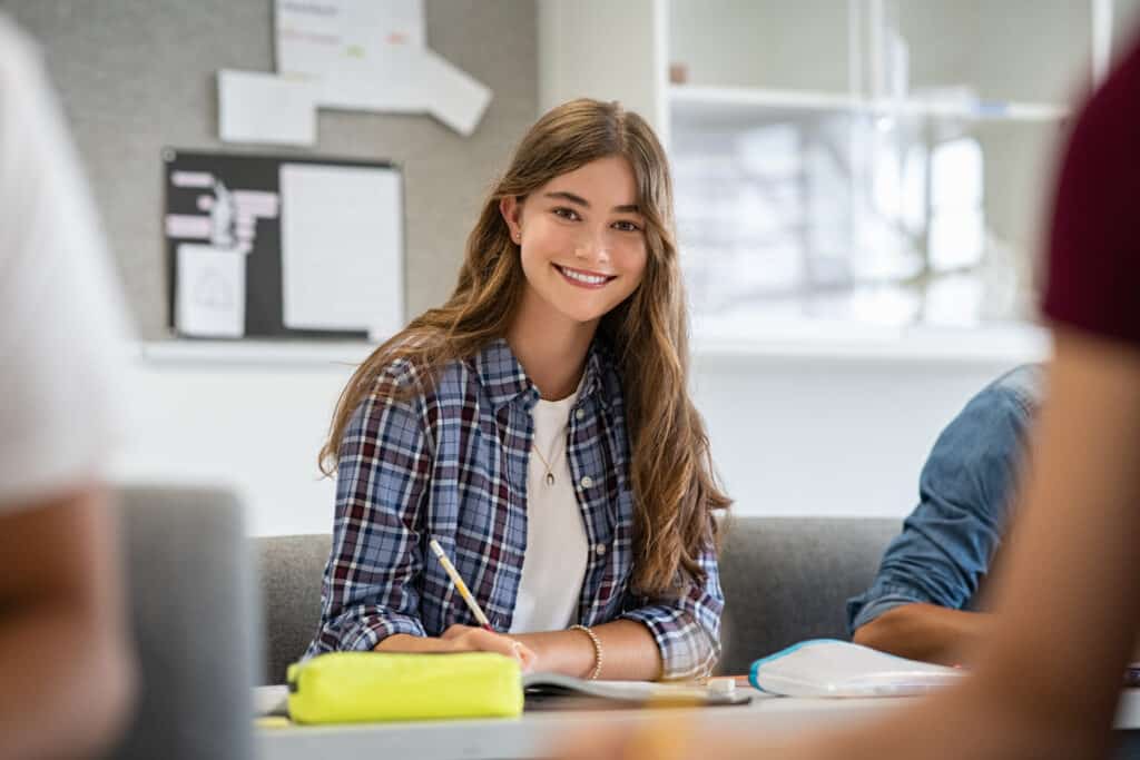 https://www.ihmadrid.pro/cursos-ingles/cursos-verano/english-futures-lab-curso-ingles-adolescentes.html