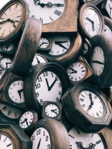 https://www.ihmadrid.pro/en/blog/how-to-tell-time-in-spanish.html