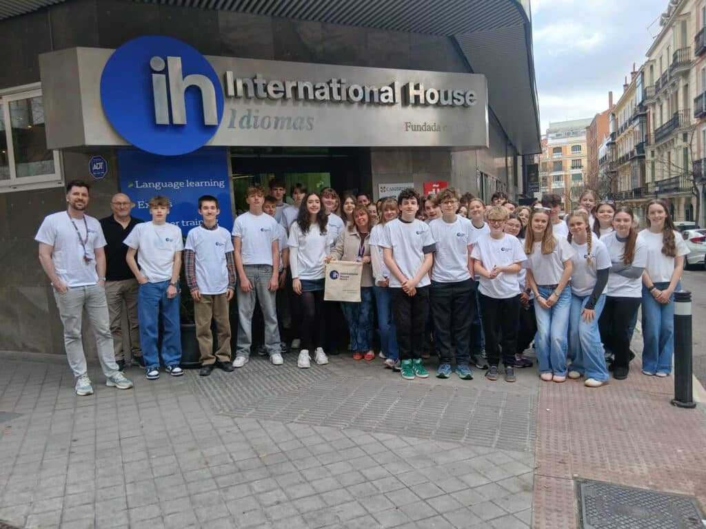 https://www.ihmadrid.pro/en/blog/advantages-of-school-trips-to-spain.html